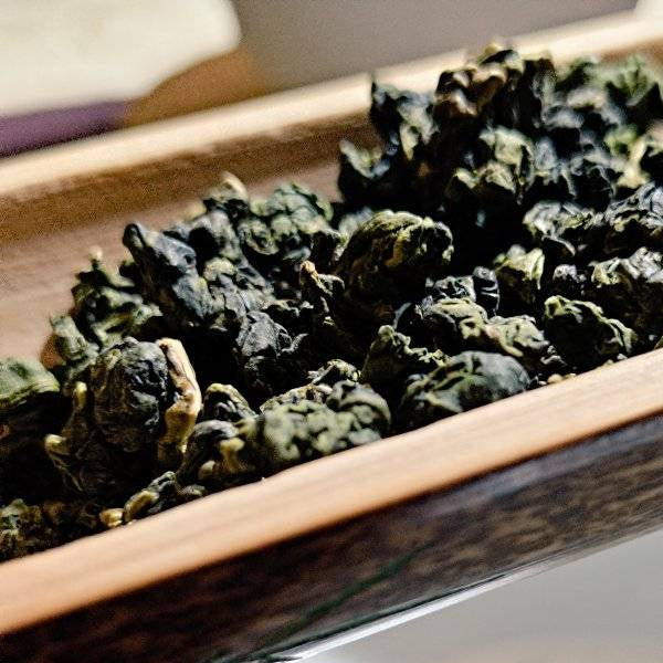 手工採摘梨山春茶 限量高山茶葉 台灣烏龍茶