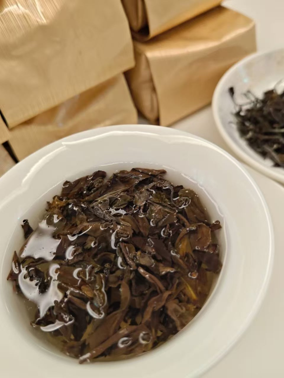 Bai Hao Oolong (Oriental Beauty Tea)