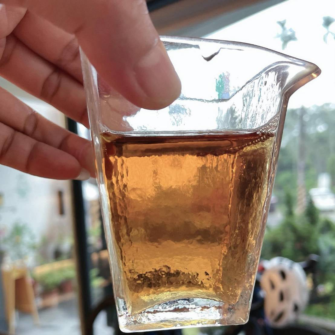 Dong Ding Oolong tea leaves — medium oxidation, light charcoal roast