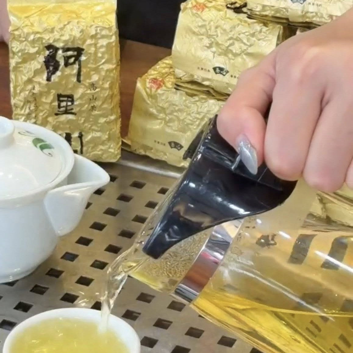 三茶風味組拆盒展示 精緻茶禮