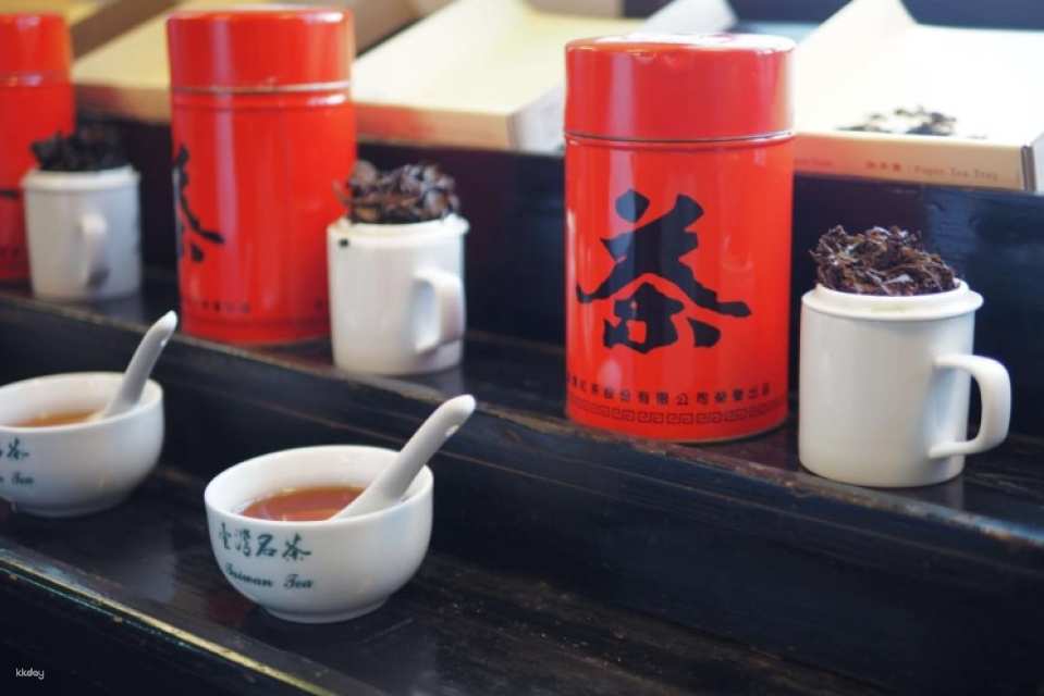 台北永康街｜台灣茶品茶．泡茶體驗｜中英日服務